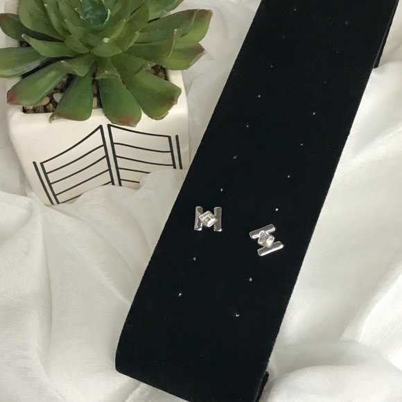 Pierced Earrings | Silver Tone w/ Crystal - Picture 8 of 9